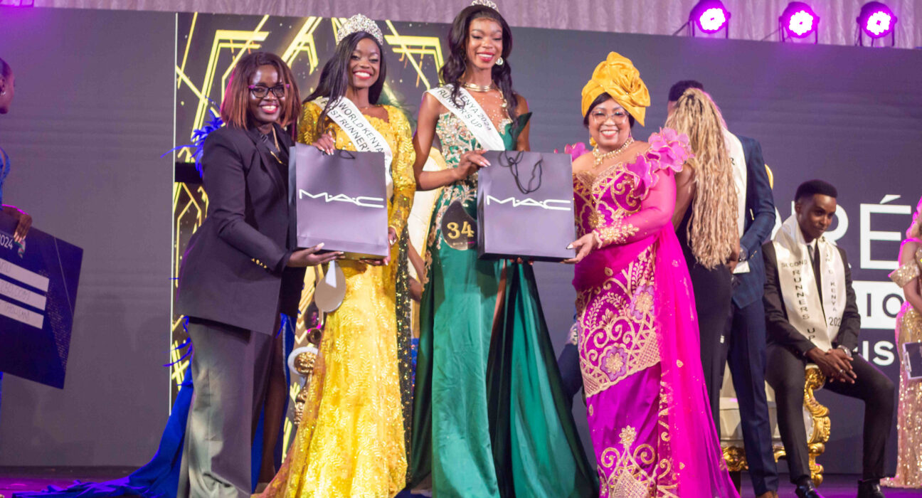 Awarding the 1st and 2nd runners up with MAC gift hampers (1) (1)