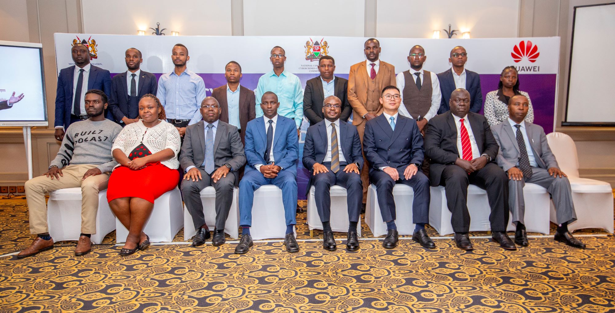 Govt and Huawei officials