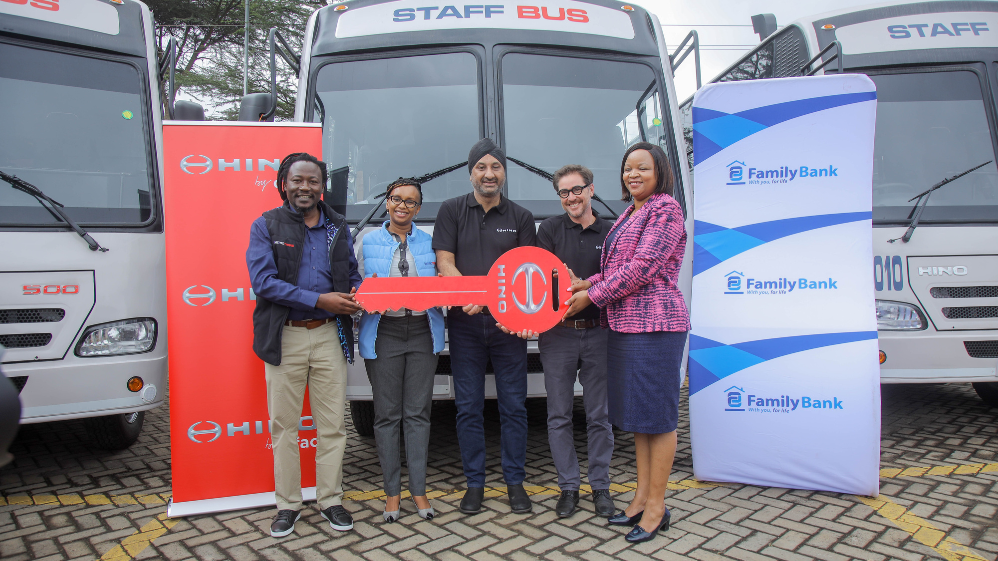 From Left: MetroTrans Investment Ltd. Chairman, Osman Rosanna, MetroTrans Investment Ltd. Director, Judy Warui, CFAO Mobility Managing Director, Arvinder Reel, CFAO Mobility Kenya General Equipment Manager, Julien Pioger and Family Bank CEO, Nancy Njau during the official handover of 14 Hino buses to MetroTrans Investment Ltd. CFAO Mobility has handed over a fleet of 14 Hino buses, financed by Family Bank at a value of Ksh 103 million, to MetroTrans Investment Limited, underscoring its commitment to safety, comfort, and security of passengers