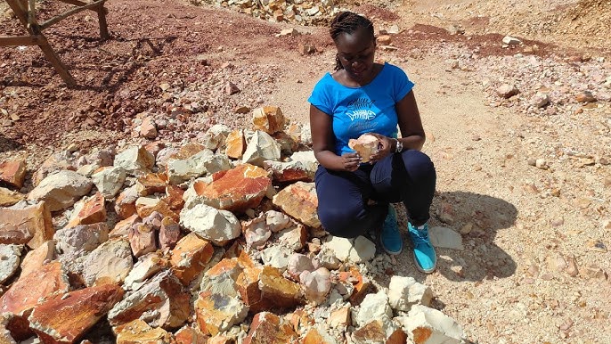 Tabaka Soapstone Mining and Carvings