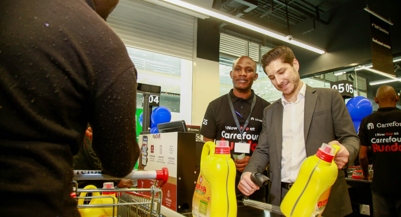 East Africa at Majid Al Futtaim Retail; Fredrick Musyoka, Carrefour Store Manager at Runda Mall; and Alexandre Cerqueira, District Manager Supermarkets at Carrefour Majid Al Futtaim, are seen posing for a photo during the official opening of Carrefour’s 25th store at Runda Mall. The photo captures the key leaders behind this milestone, celebrating the continued growth and success of Carrefour in Kenya.
