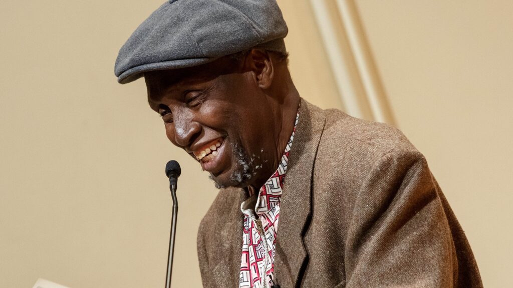 ngugi wa thiong'o