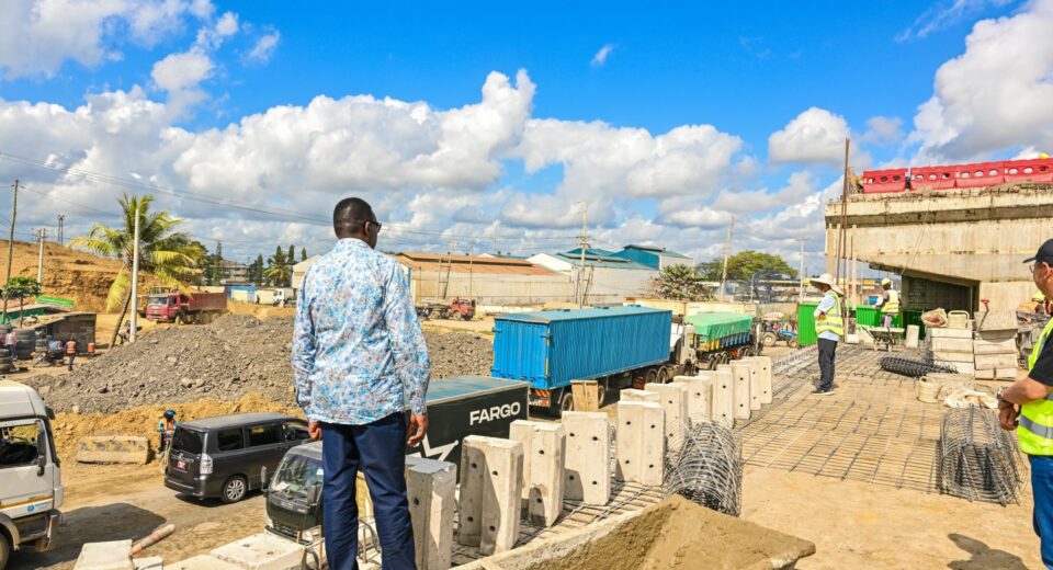CS Chirchir Inspects Mombasa-Mariakani Highway
