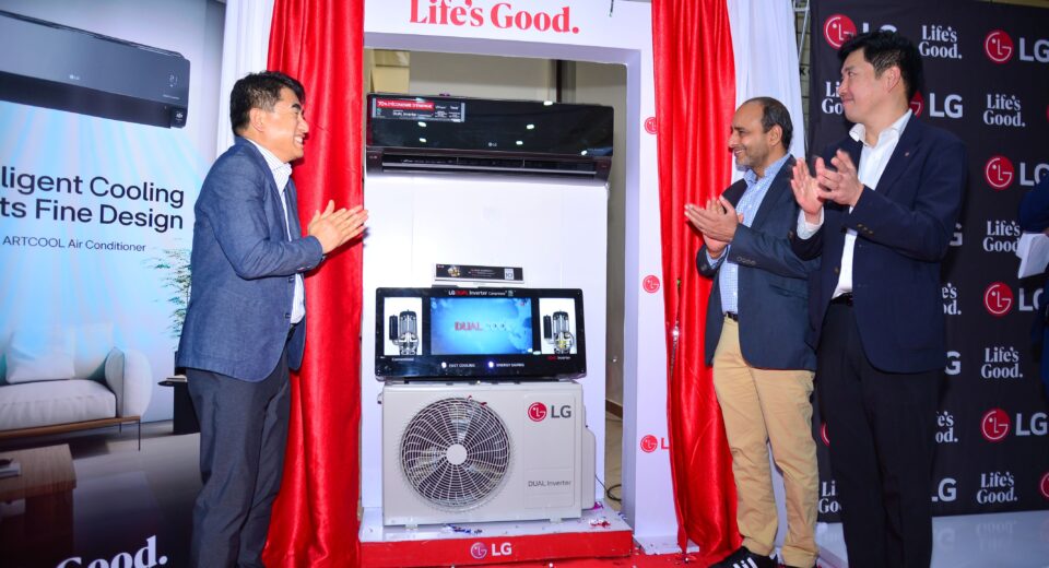 (L-R) LG Electronics East Africa President, Donghun Lee; Opalnet Limited Managing Director, Rakesh Singh and LG Electronics EA Air Solutions Product Director, Tony Yun, during the launch of the premium LG ARTCOOL Air Conditioner in Nairobi. The event highlighted LG’s commitment to bringing design-driven, high-efficiency cooling solutions to Kenya, where the residential AC market is projected to grow by 12.56% in 2025 and 13.17% in 2026.