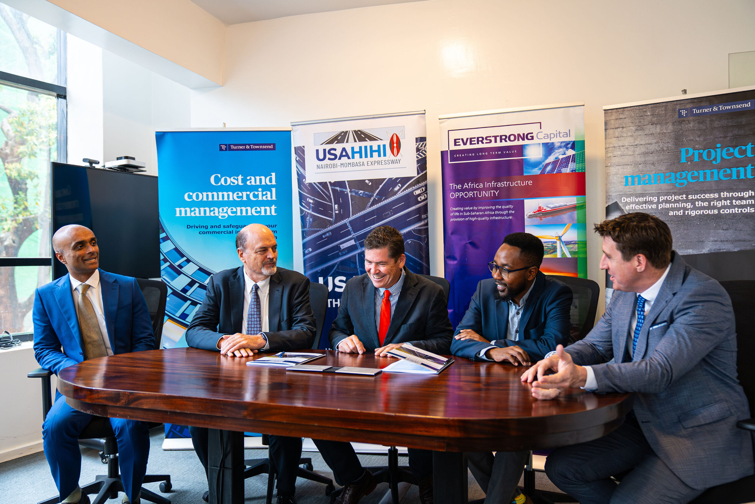 Usahihi Expressway - Signing