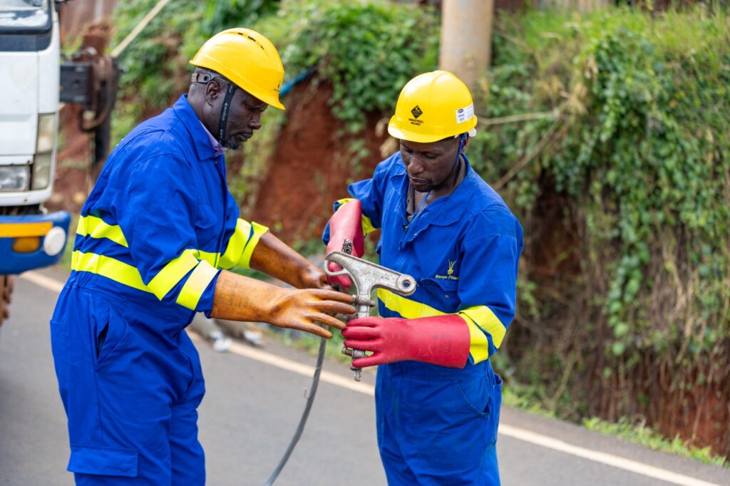 Kenya power technicians