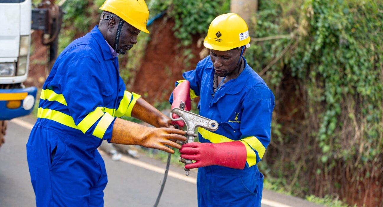 Kenya power technicians