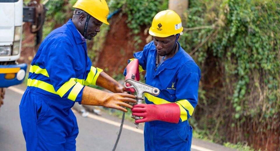 Kenya power technicians