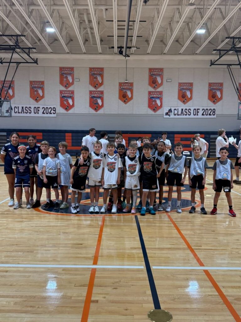 10U participants for the Hoops for Hope tournament.